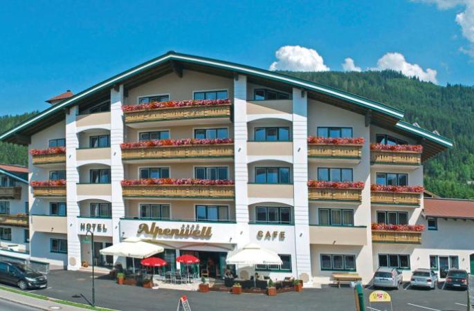 Hotel Alpenwelt