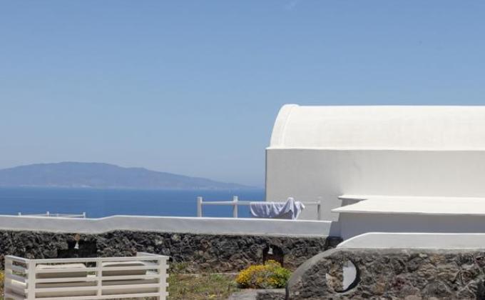 Danae Suites Santorini