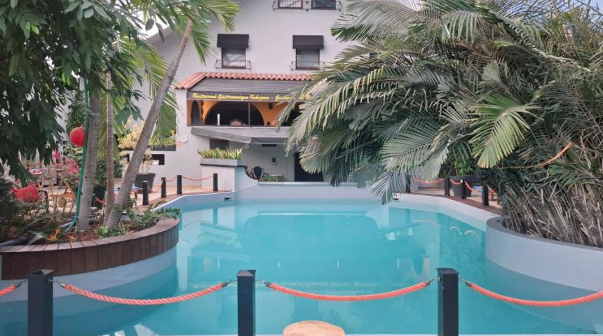Hotel Tropical