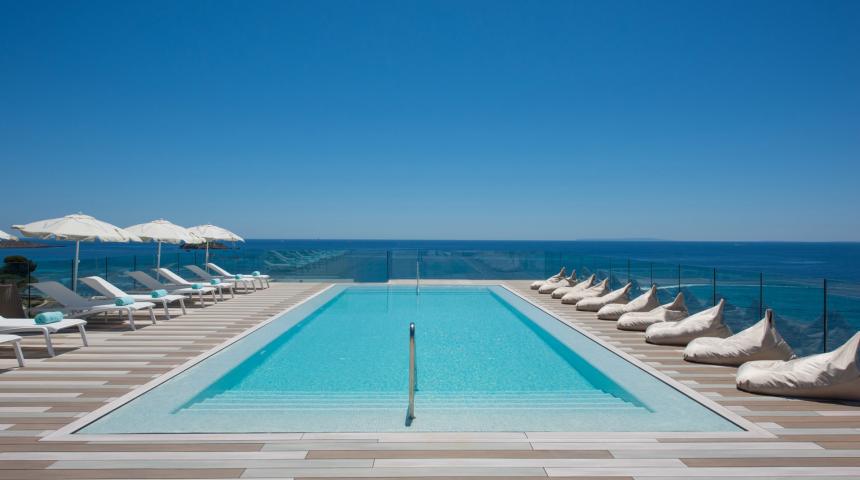 Hotel Iberostar Santa Eulalia (4*) op Ibiza
